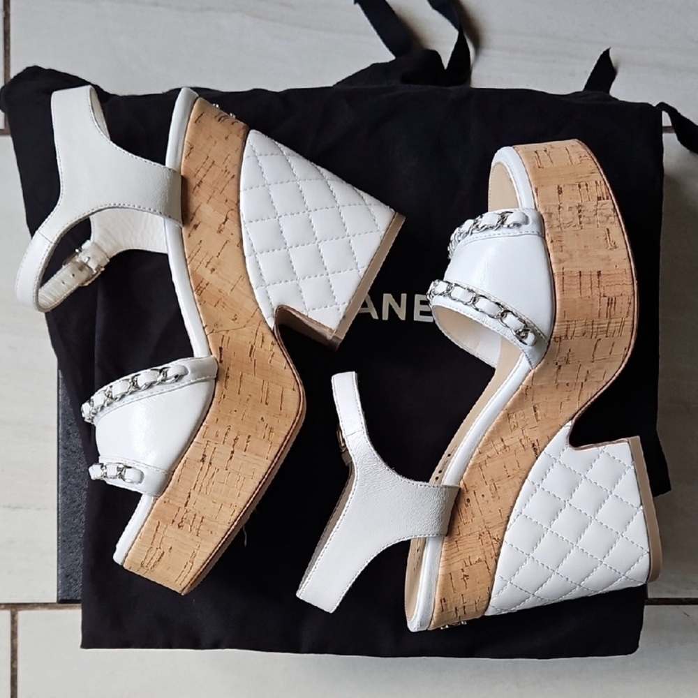 CHANEL White Quilted Leather Cork Platform Sandals